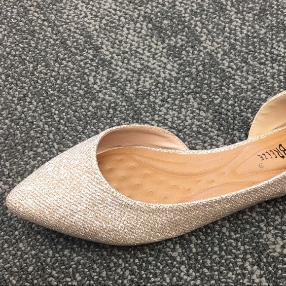 Nature Breeze Shoes - 1 left! Nature B Gold Sparkle Pointed Toe Flats